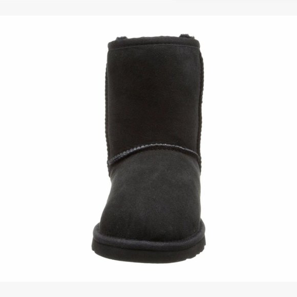 NEW UGG Baby Kid Classic Short Black Sheepskin Shearling Lined Mid Calf Boot - Picture 3 of 4